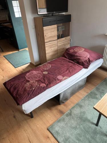 Postel nebo postele na pokoji v ubytování Haus am Widder in Baiersbronn-Obertal