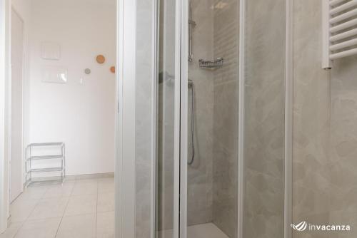 Ένα μπάνιο στο Condominio Gavioli - InVacanza