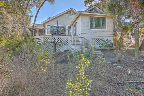 a house with a garden in front of it at 3032 Marsh Haven in Johns Island