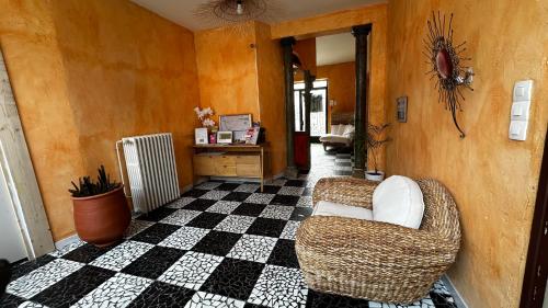 Kuchyň nebo kuchyňský kout v ubytování Villa Hyper Centre Le Blanc Type Hotel Entrée Autonome