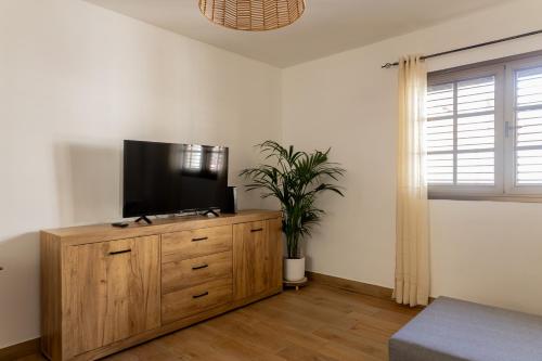 Et tv og/eller underholdning på El Puertito Beach Retreat