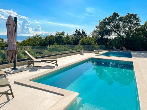 New Luxury Apartment with a Beautiful View