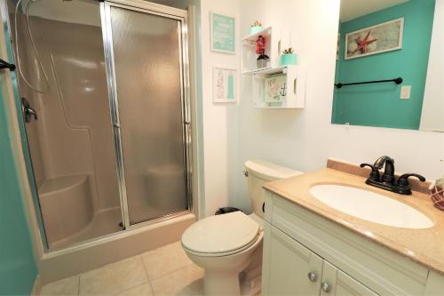 Beachfront Bliss 3BR Oceanfront Condo with Pool and Hot Tub photo 30