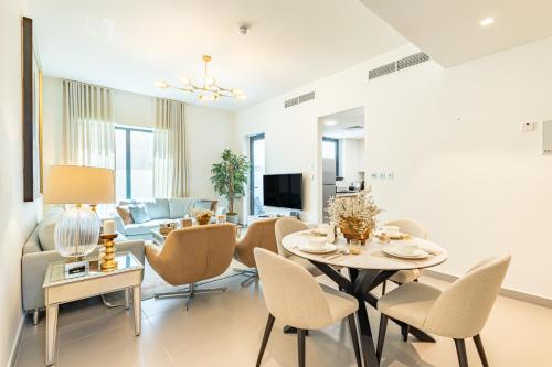 Elegant Family Villa with BBQ in the Heart of Yas near Yas Circuit - Formula 1 - Ferrari World - Sea World - Warner Brothers