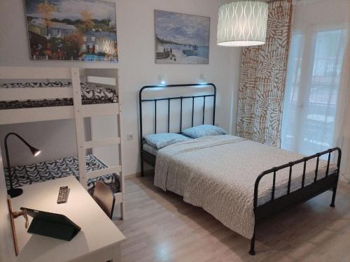 Cosy Flat Helexpo in Old City YR1