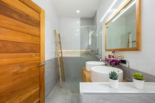 Koupelna v ubytování VILLA CLARISSE - SEAVIEW - 4 Bedrooms