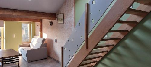 Χώρος καθιστικού στο L'Alchémille loft 6 personnes 2 chambres - 1 canapé lit