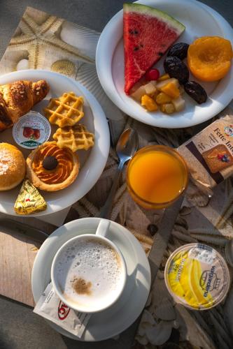 Mad på hotellet eller i nærheden