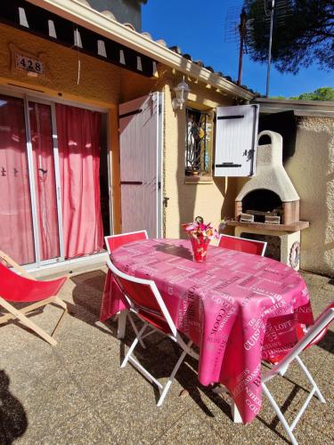 Villa lumineuse dans pinède calme et reposante location du dimanche au dimanche