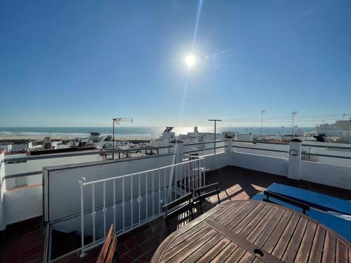 Casa 3 dormitorios centro de Conil en Calle Azucena