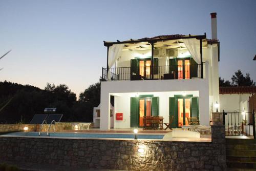 Πισίνα στο ή κοντά στο Villa Zefiros