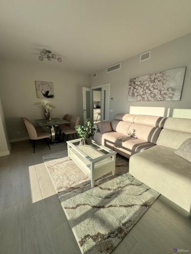 J&J Luxury Apartments photo 16