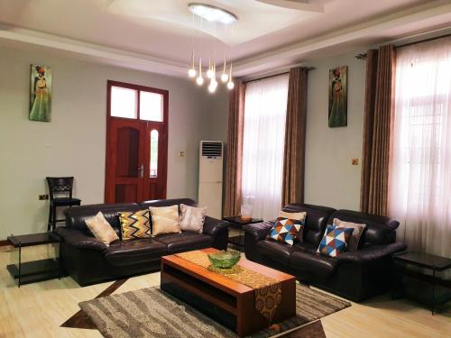 Χώρος καθιστικού στο The Getaway Experience Villa