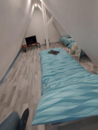 a person laying on a bed in a tent at GRooms in Gemmrigheim