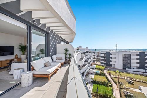 A dream apartment in Higuerón West