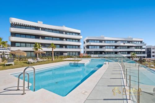 A dream apartment in Higuerón West