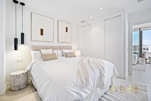 A dream apartment in Higuerón West