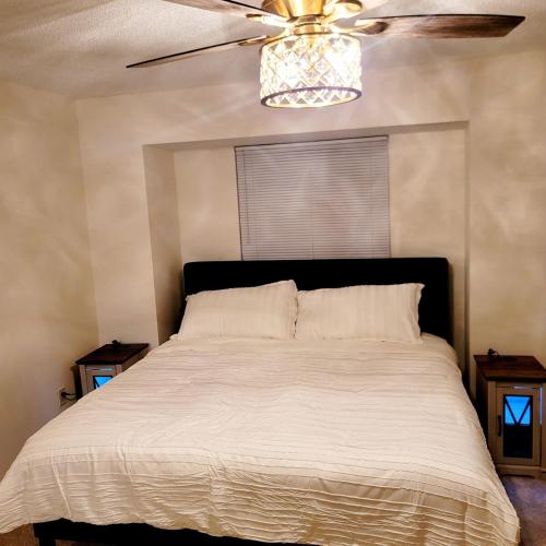 Spacious 3BR Family Beach Home 5 Mins to Panama City Beach & Sleeps 9 Hot tub photo 16