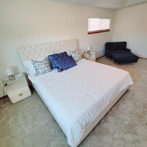 Spacious 3BR Family Beach Home 5 Mins to Panama City Beach & Sleeps 9 Hot tub photo 41
