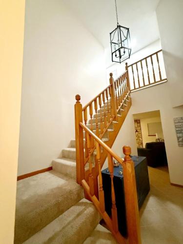 Spacious 3BR Family Beach Home 5 Mins to Panama City Beach & Sleeps 9 Hot tub photo 55