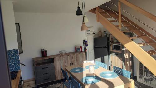 Kuchyň nebo kuchyňský kout v ubytování Gîte Les Aravis