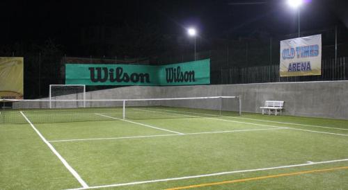 Tenis dan/atau kemudahan skuasy di Rhodopes Legends atau berdekatan