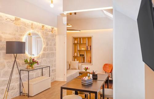 Old town L apartment