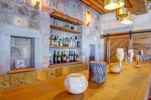 Bebidas en Vasıl Cave Hotel