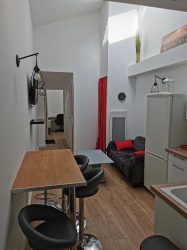 Photo de la galerie de l'établissement Logement entier à 10 minutes du cœur d'Angers, à Angers