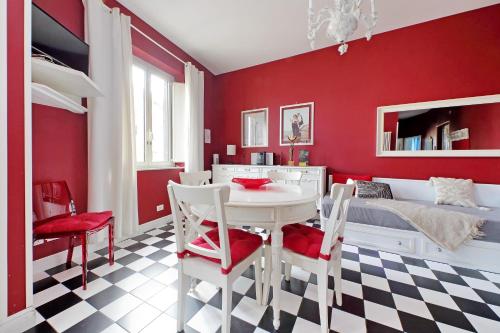 6 People Apartment at Vatican