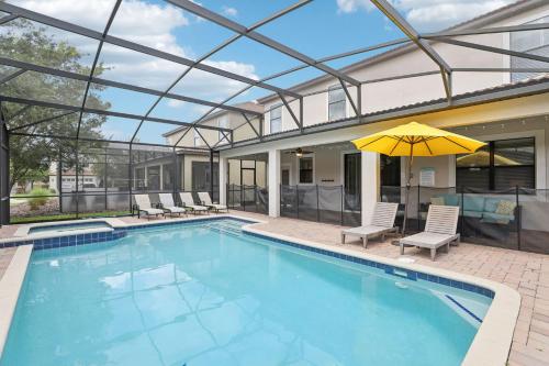 Upstay Family Home w Pool & Cinema ChampionsGate photo 8