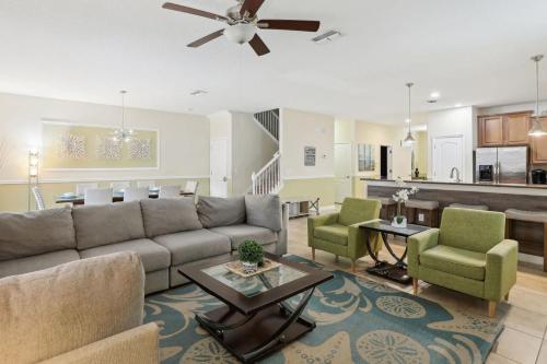 Upstay Family Home w Pool & Cinema ChampionsGate photo 12