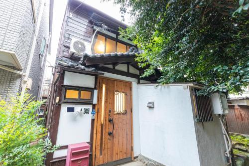 Zen Home AKABANE