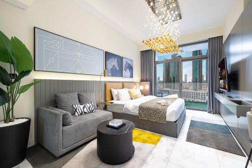 Luxury Studio Near Dubai Mall few mints walk
