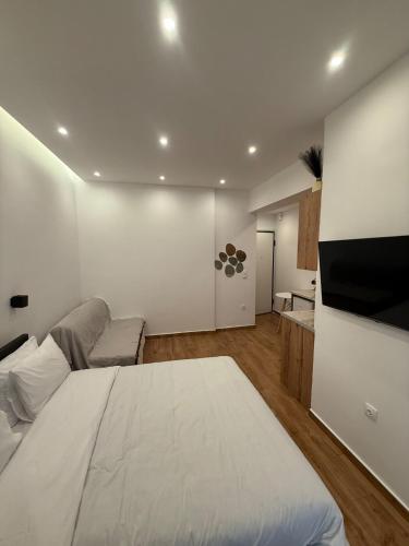 ATH Cozy Studio
