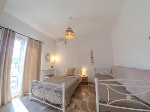 La Casa Naousa