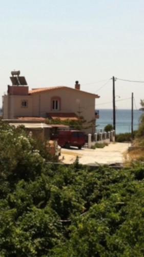 Φωτογραφία από το άλμπουμ του Pipina's Beach Apartment στο Φανάρι