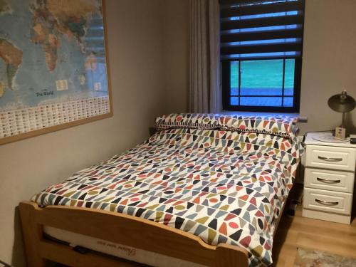Voodi või voodid majutusasutuse Room to rent toas