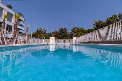 BellaMar Luxury Apartment in Marbella with amenities