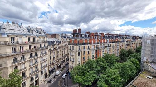 Charming Aligre Bastille Neighborhood Studio
