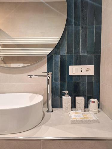 Deltis Boutique Apartments