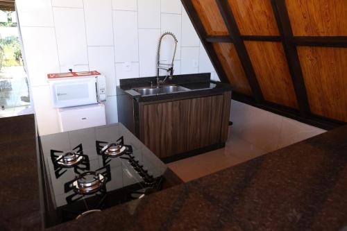 Dapur atau dapur kecil di Recanto da Cebola - Chalés