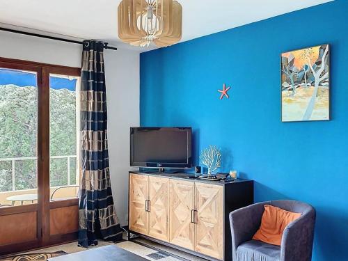 Photo de la galerie de l'établissement T2 cosy 4 pers à Bormes-les-Mimosas - FR-1-610-104, à Bormes-les-Mimosas