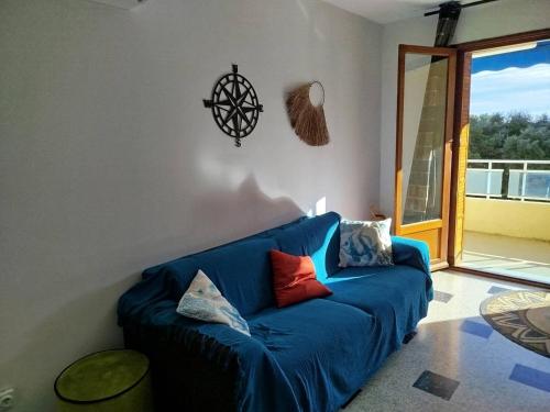 Photo de la galerie de l'établissement T2 cosy 4 pers à Bormes-les-Mimosas - FR-1-610-104, à Bormes-les-Mimosas