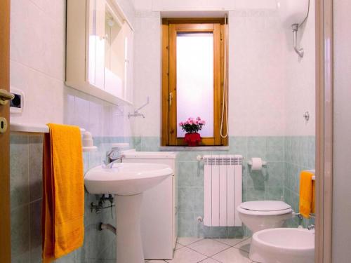 Ένα μπάνιο στο Apartment in Marina di Ascea near the Beach