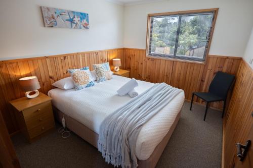 Postel nebo postele na pokoji v ubytování Blue Seas Holiday Villas