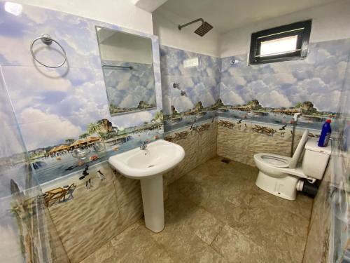 Un baño de Shans Villa
