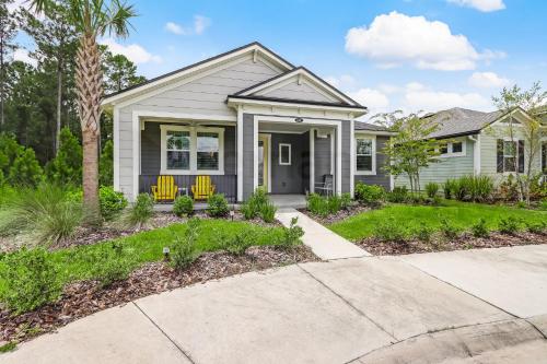 Κήπος έξω από το 632 Palmetto Place - Wildlight
