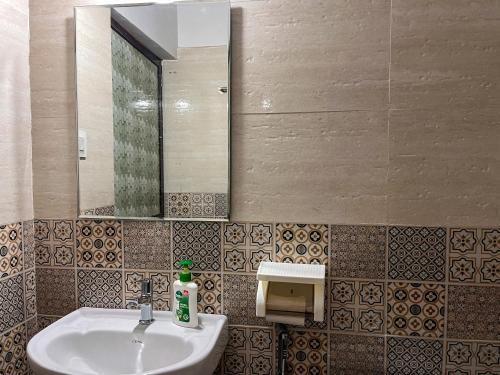 Ένα μπάνιο στο Arzu Homes