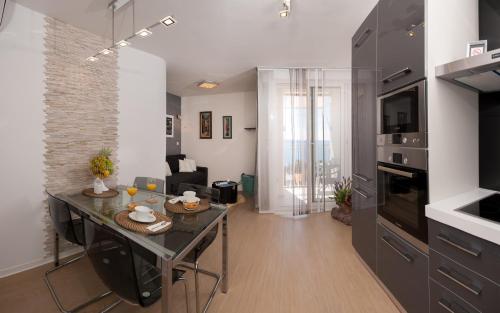 Gallery image of Mariva Luxury Apartment in Split